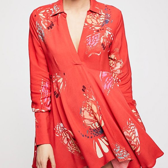 Free People Tops - SALE NWT FREE PEOPLE FIELD OF BUTTERFLIES TUNIC